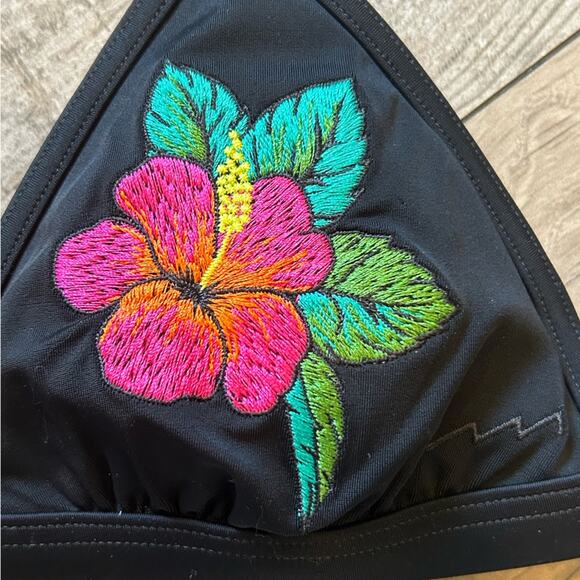 Factorie black pink embroidered hibiscus Hawaiian surf triangle bikini sz small - Picture 4 of 6